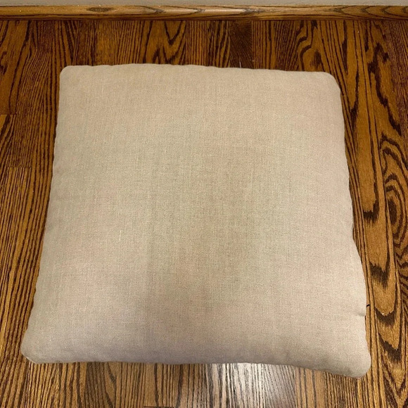 All-Natural Millet Husk Pillow with Organic Cotton Pillowcase - Picture 2 of 3